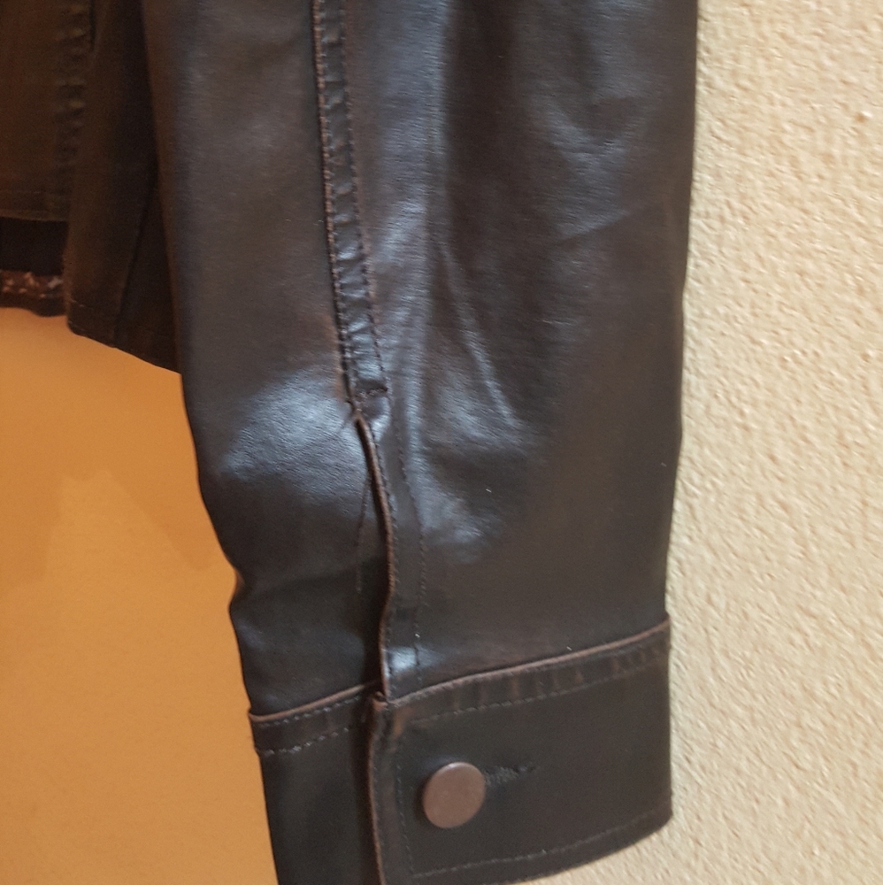 Vintage Leather Jacket - Picture 8 of 8